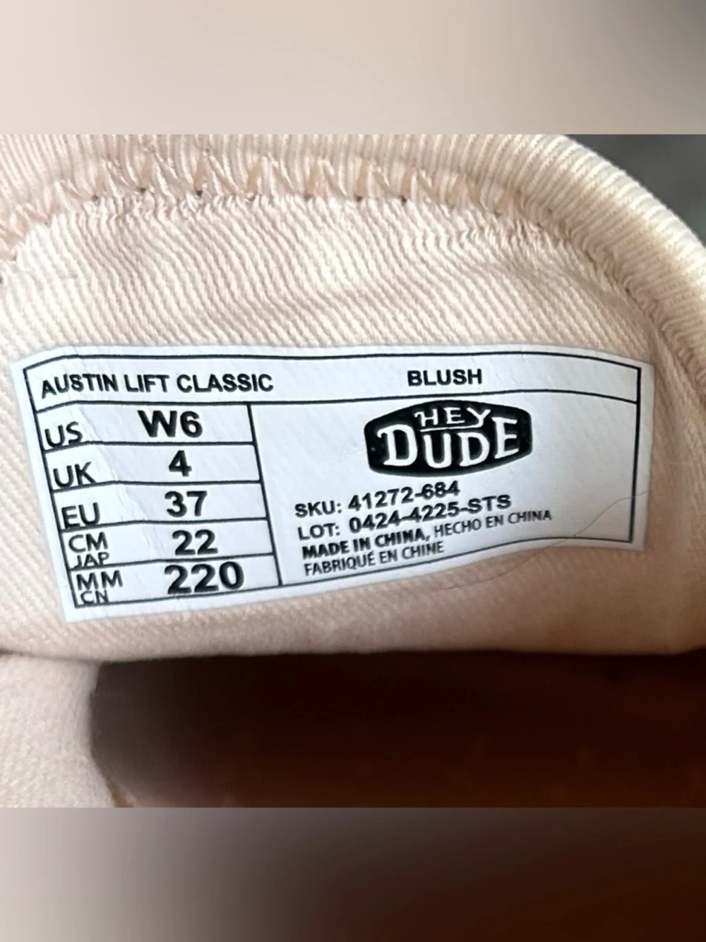 Hey Dude Austin Lift Classic Blush Platform Loafer Suede Minimal Sz 6 Comfort